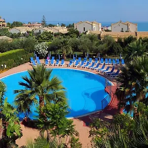 4* Ośrodek wypoczynkowy Dolcestate -club